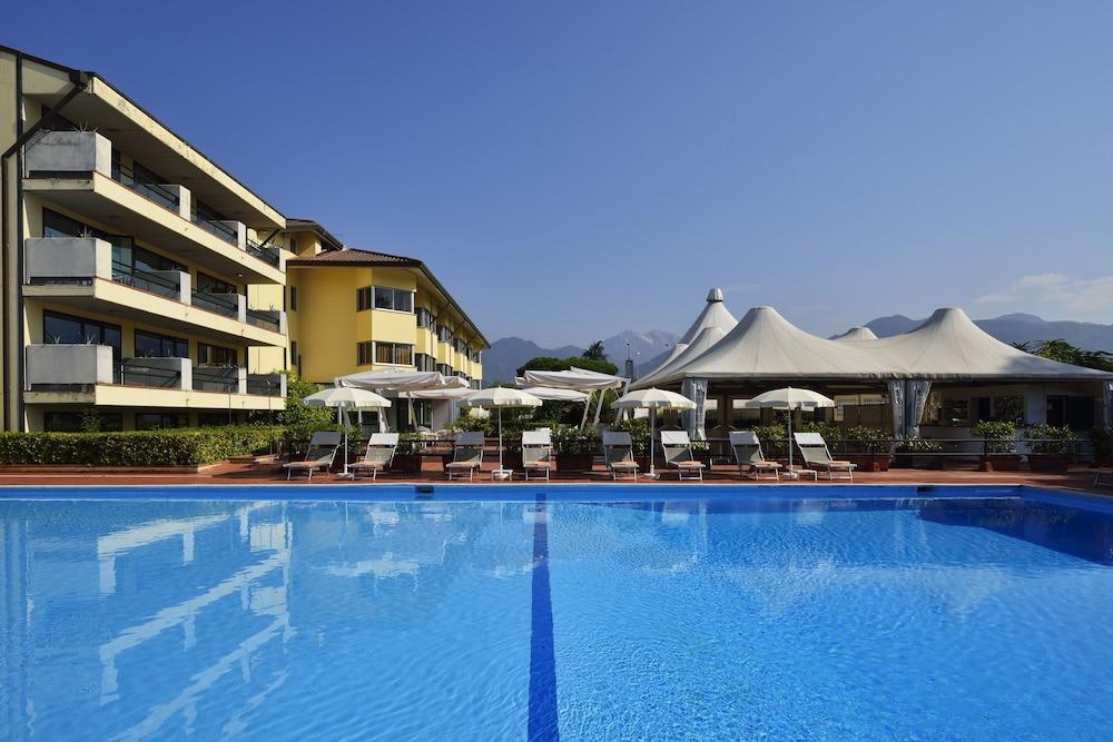 Una Hotels ฟอร์เต เดย์ มาร์มี ภายนอก รูปภาพ